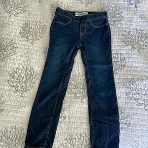 Like new Old Navy Girls skinny jeans